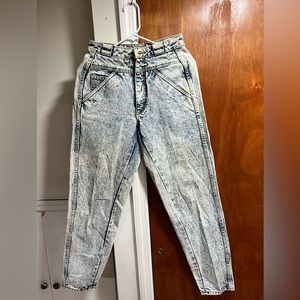 Acid wash vintage jeans